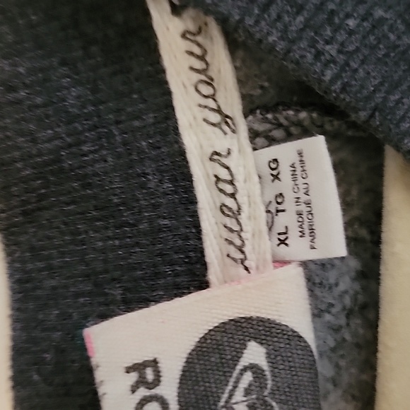 Roxy womens XL top - Picture 2 of 4